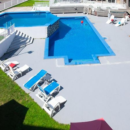 Hotel Le Principal 格兰比 外观 照片