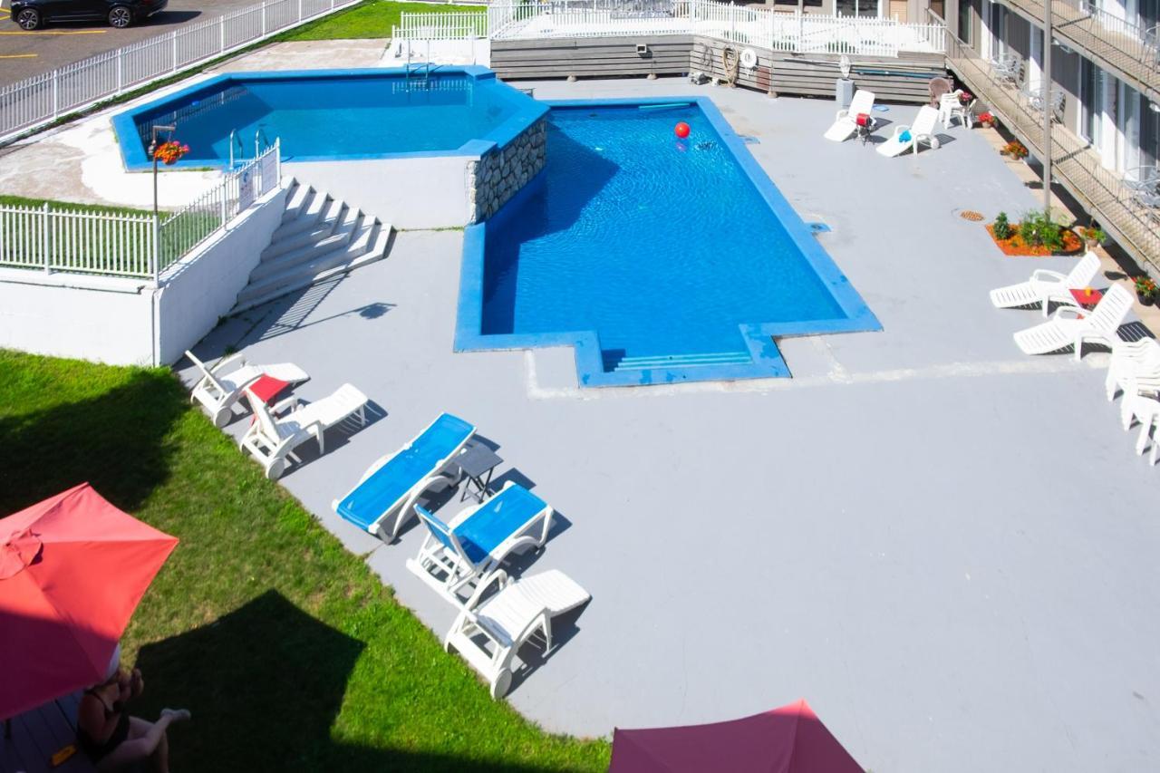 Hotel Le Principal 格兰比 外观 照片
