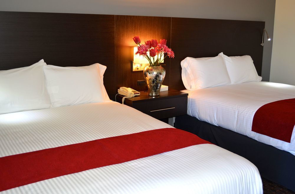 Hotel Le Principal 格兰比 外观 照片