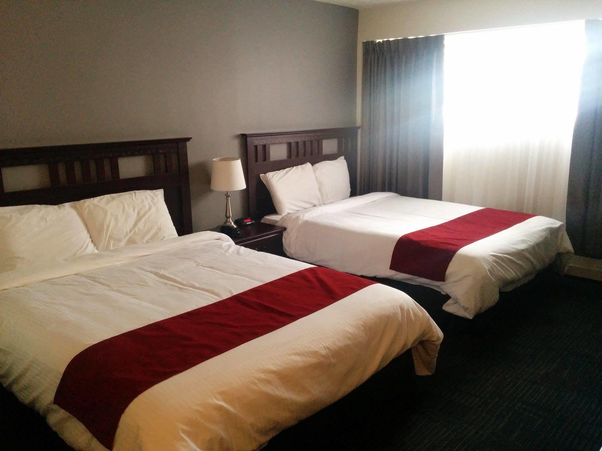 Hotel Le Principal 格兰比 外观 照片